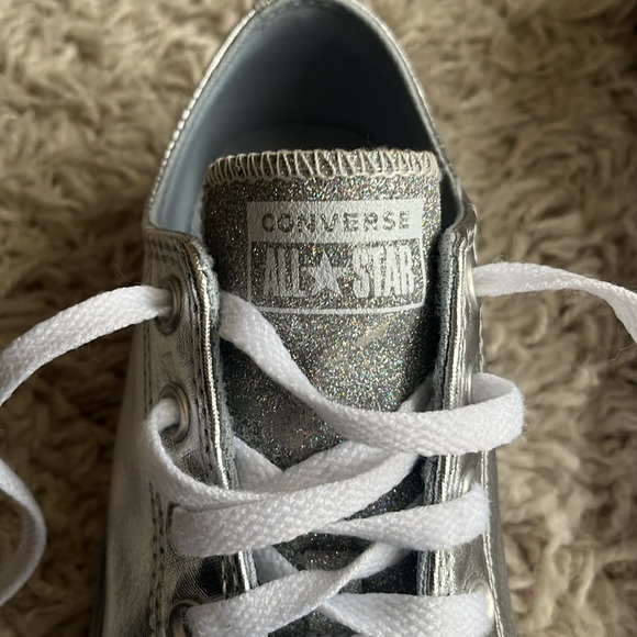 Metallic silver Converse - Picture 2 of 5
